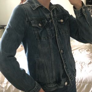 Classic GAP Jean Jacket